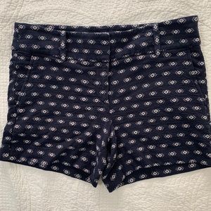 Ann Taylor Navy Blue Diamond Print Shorts 🌴